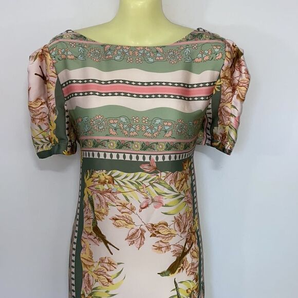 Farm Rio Dress Brazilian Gold Green Pink Tones Sz P Oversized Nwot - Picture 3 of 8
